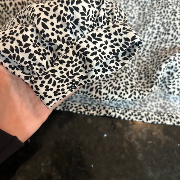 A New Day Dressy Top - Small - Pre-owned Condition - Picture 4 of 7